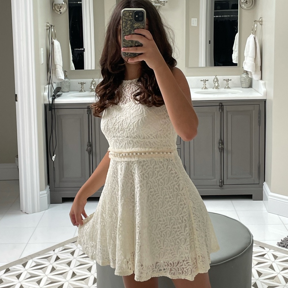White lace dress beaded wast line